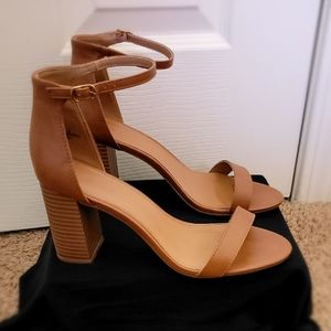 Chunky heel sandals